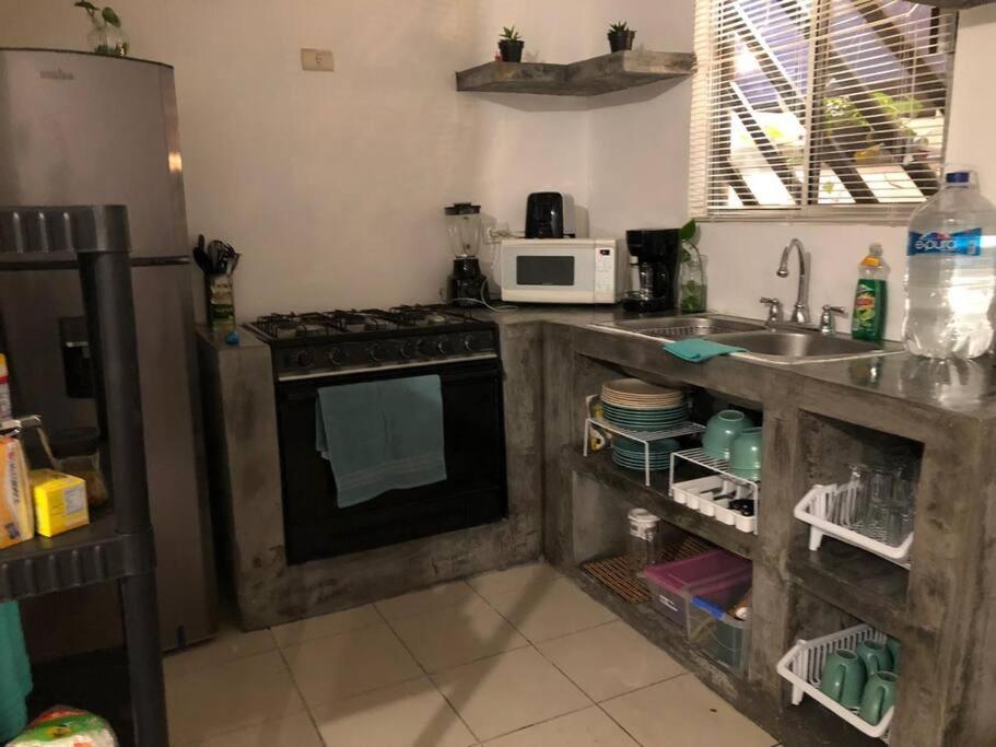 Comfortable And Private House 2 Bedrooms Wifi Parking Free Monterrey Buitenkant foto