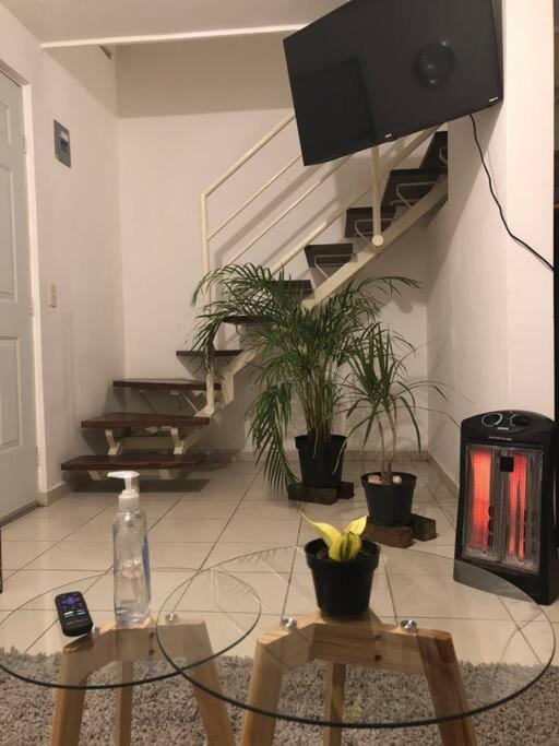 Comfortable And Private House 2 Bedrooms Wifi Parking Free Monterrey Buitenkant foto